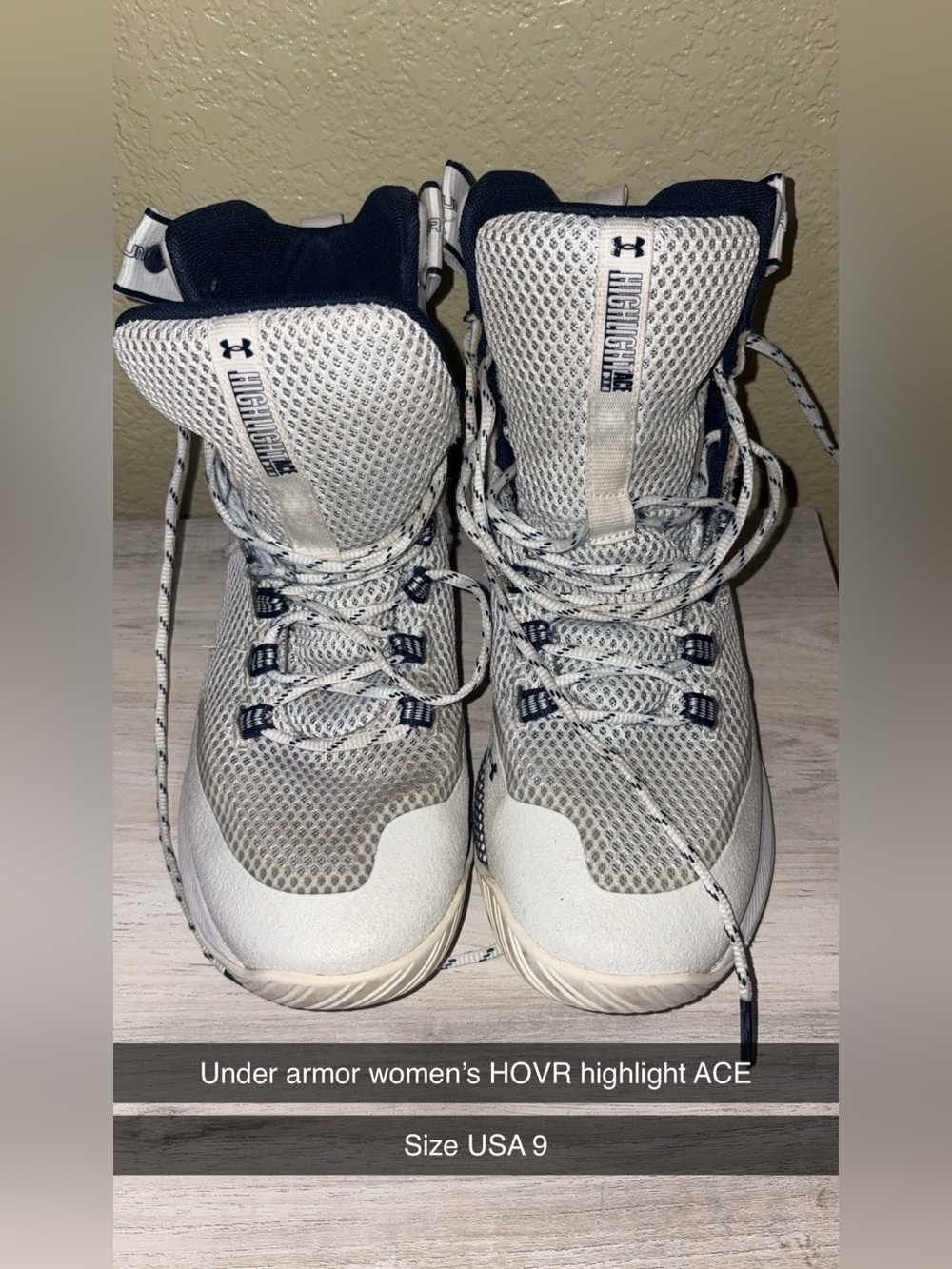 Under armour women’s size 9